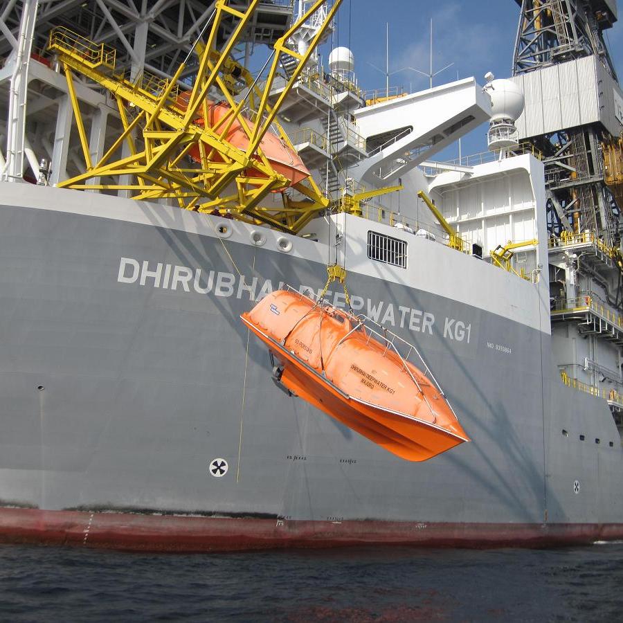 Free-Fall Davit